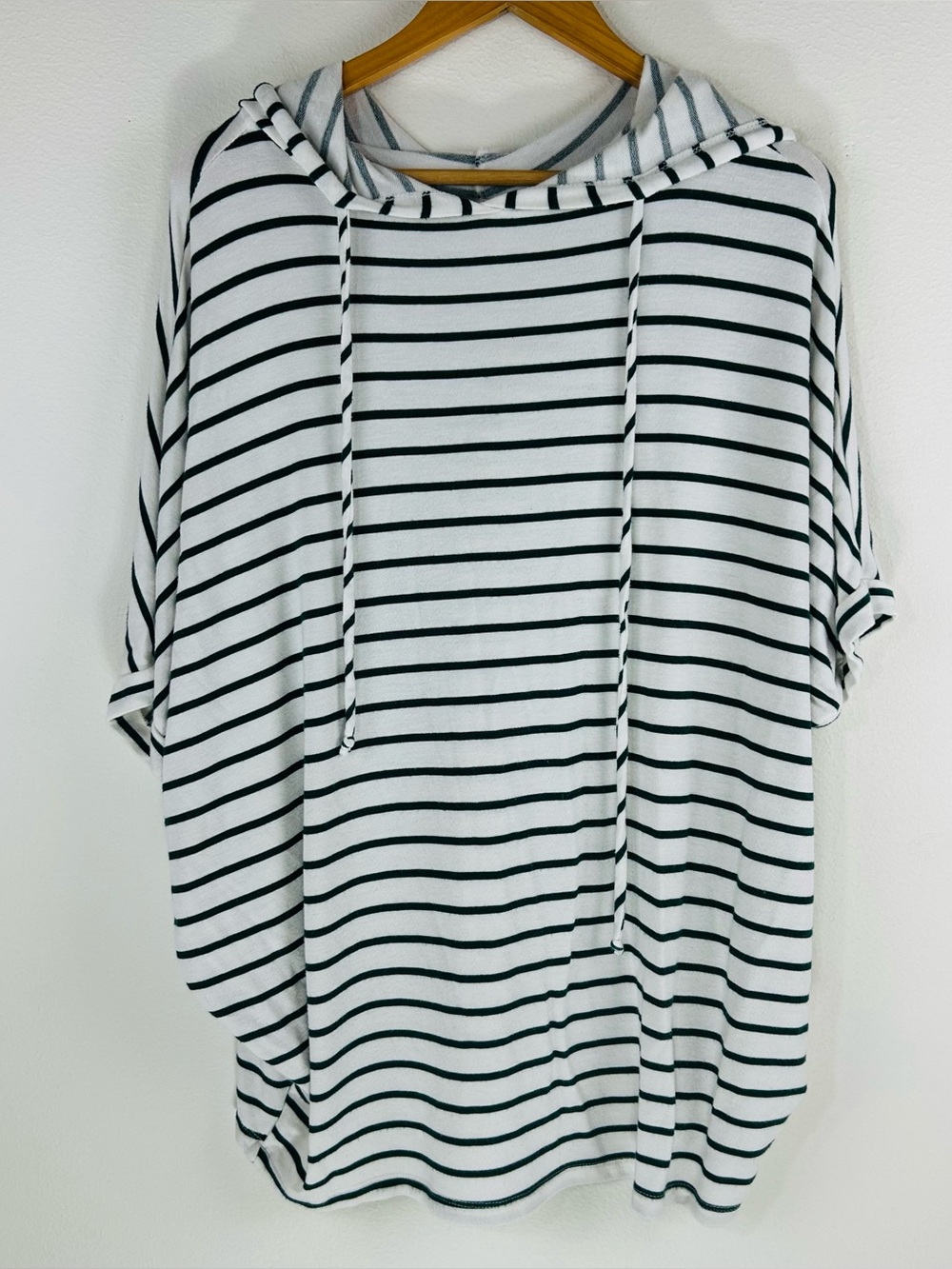 Gibson Latimer Women’s Striped Short Sleeve Lightweight Hoodie Size XL